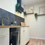 Lovely Spacious Apartment